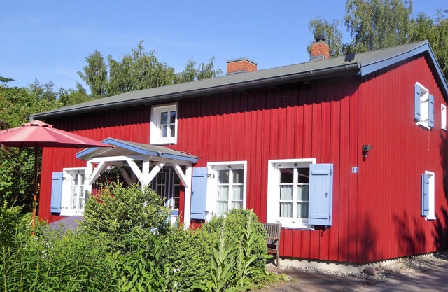 Apartment Rotes Haus am Barther Strom| Vacation at Beach, Bodden, National Park