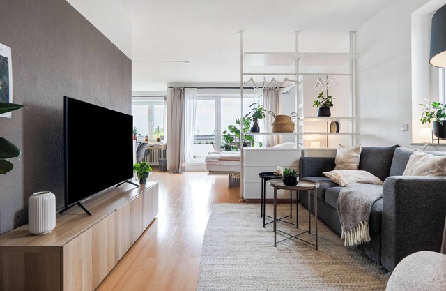 Apartment 'Ruhiges Und Modernes Zuhause' with Balcony and Wi-Fi