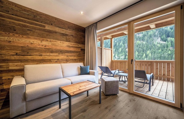 Apartment “Seebrunn - Schusterhüttl Alm” with Mountain and Lake View, Terrace & Garden