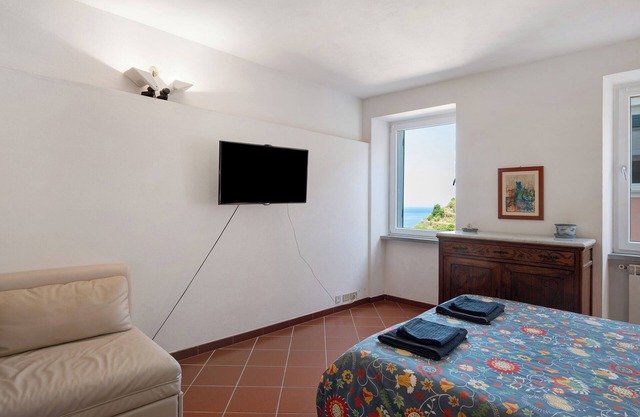 Apartment 'Starfish' with Sea View and Wi-Fi