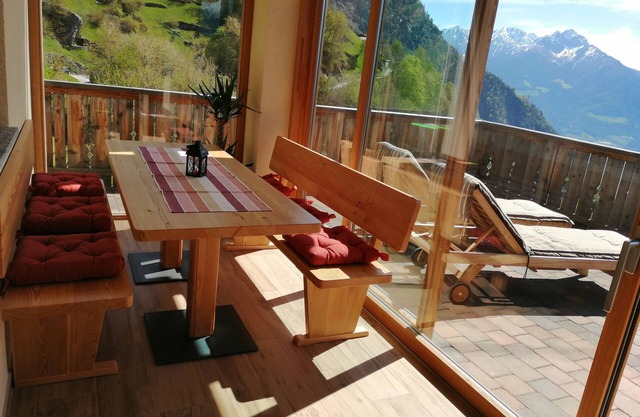 Apartment 'Storchennest' with Mountain View, Shared Garden and Wi-Fi