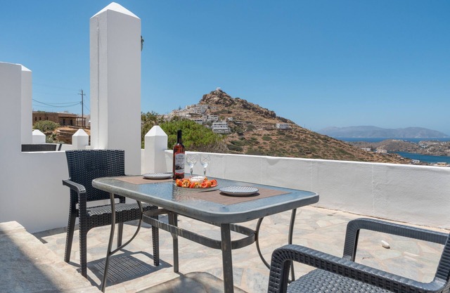 Apartment 'Studio 4' with Sea View, Wi-Fi and Air Conditioning