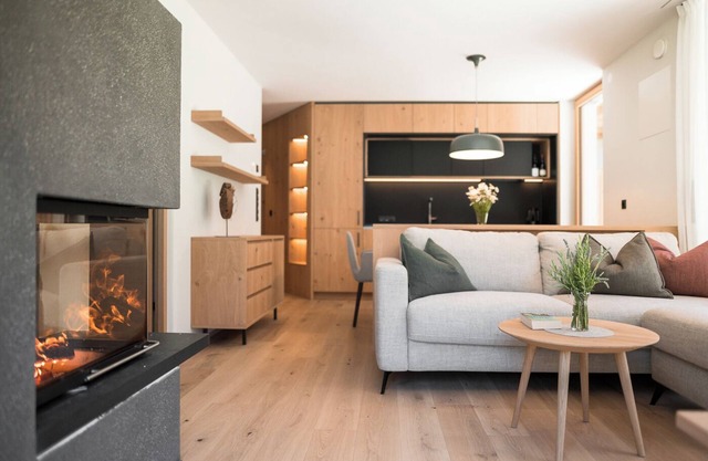 Apartment 'Sunnseit 3' with private garden and sauna