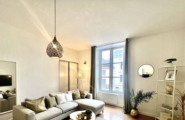 Apartment Sweet Home