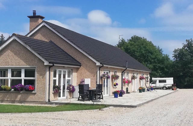 Apartment totally private entrance, sauna, shower, bedroom, studio,bathroom.