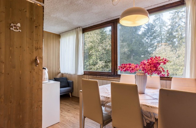 Apartment 'Volpi' with Mountain View and Shared Terrace