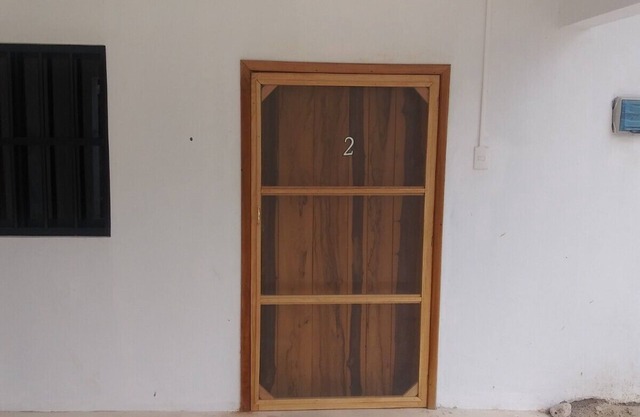 Apartment with 2 queen beds 1000 pesos per night