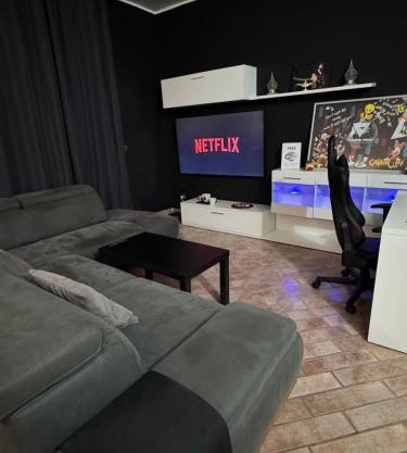 Apartment with Gym