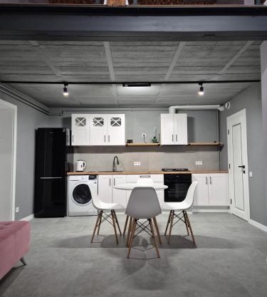 apartments Lviv Vernygory 14