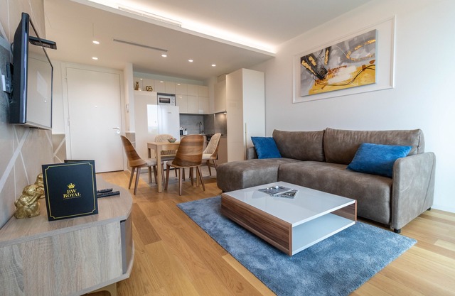 Apartments Royal - Sakura Park