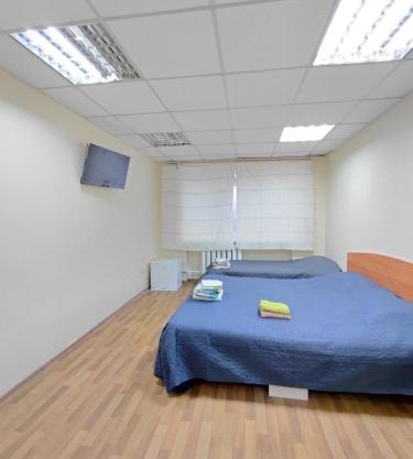 apartments with shared bathroom