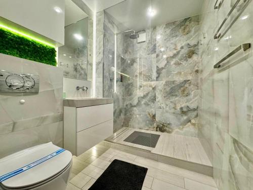 ApartPoltava Сонячний парк, історичний ЦЕНТР Найновіший будинок Дизайн 2023 Легка розкіш Тропічний душ ЗВІТНІ ДОКУМЕНТИ