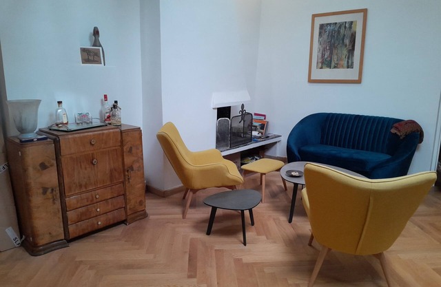 Appartement au Coeur du Paris Artisanal sur Cour Arborée au Calme, 4/7 Pers