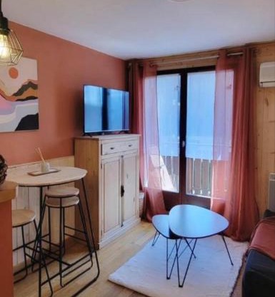 Appartement avec balcon vue montagne à Bellevaux