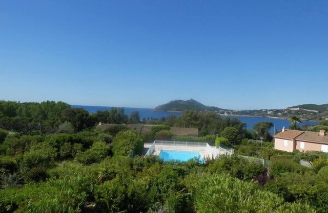 Appartement l'Olivier 2 pièces à Agay plage