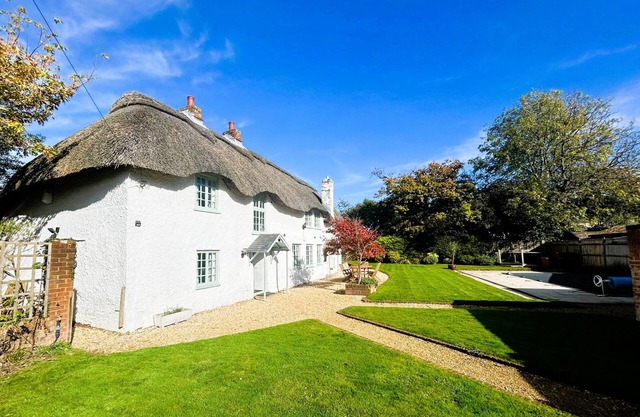 April Cottage Pool + Hot Tub by NewFo rest