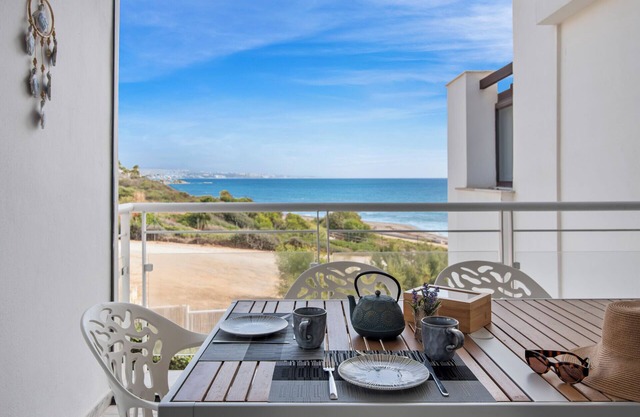 Apt in Casares del Mar by Costarentals - Ref M50