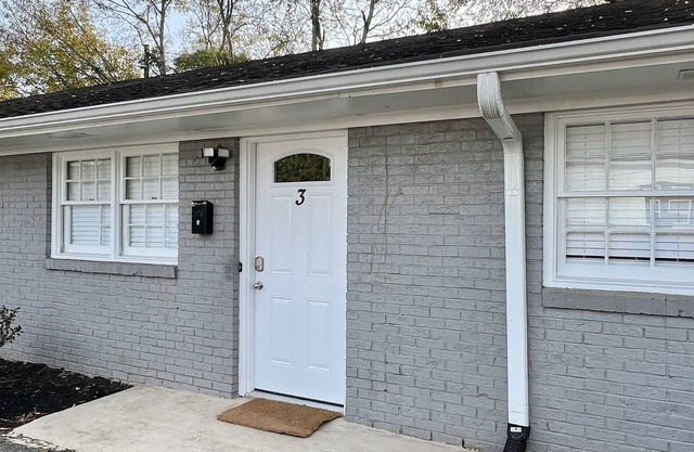 Apt. near Downtown - 2BR/1BA/3BE