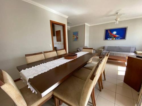 Apt no guaruja a 3 min a pé da praia das Asturias