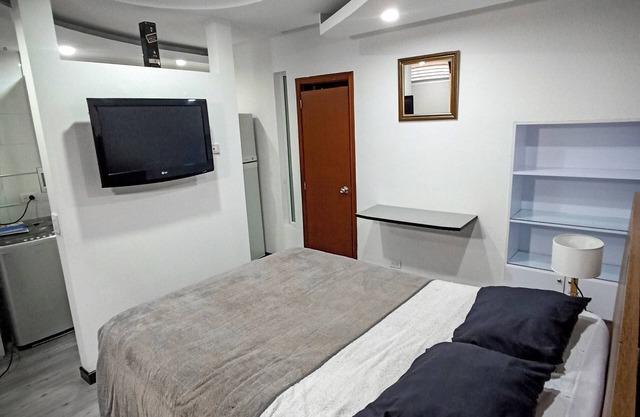 Apt Normandia in strategic area