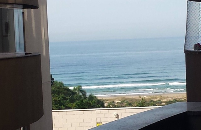 Apt with sea view on Vila beach