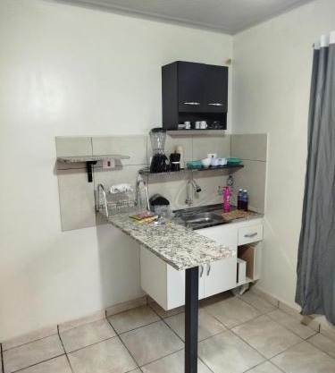 Apto 8 ótimo local próximo Shopping