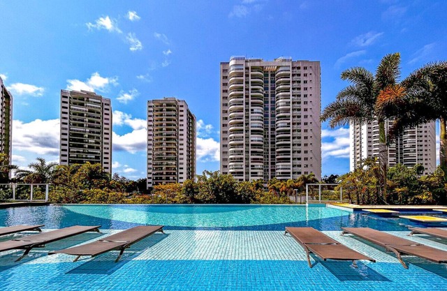 Apto c vista p o mar e lagoa na Barra da Tijuca/RJ
