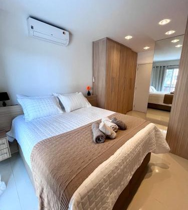 Apto com jardim e piscina da Barra da Tijuca - RJ