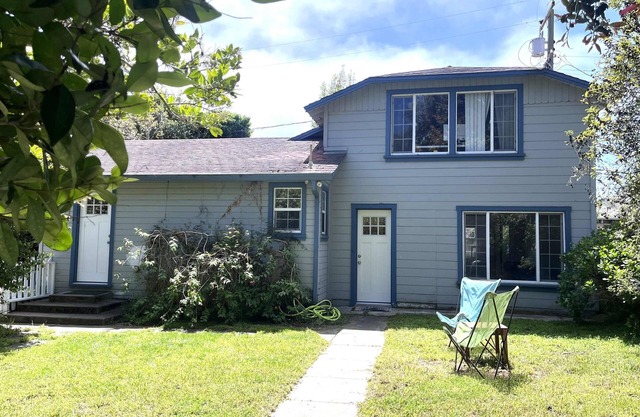 Aptos-Charming 2/2 Near the Beach with BBQ 30 day+