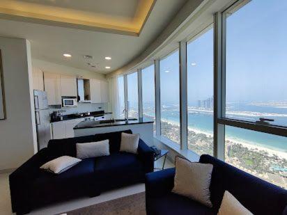 APV Hotel and Suites