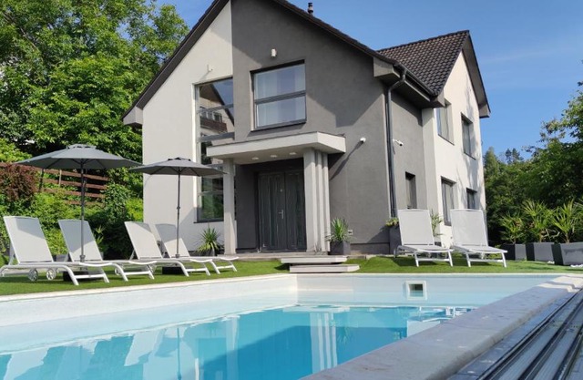AQUA SOLAR APARTMANHÁZ