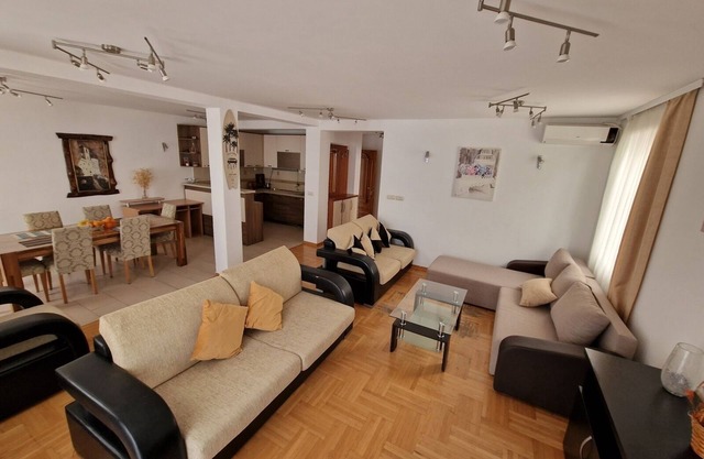 AquaDoria GRAND 2-bedroom apartment, 300m from the beach