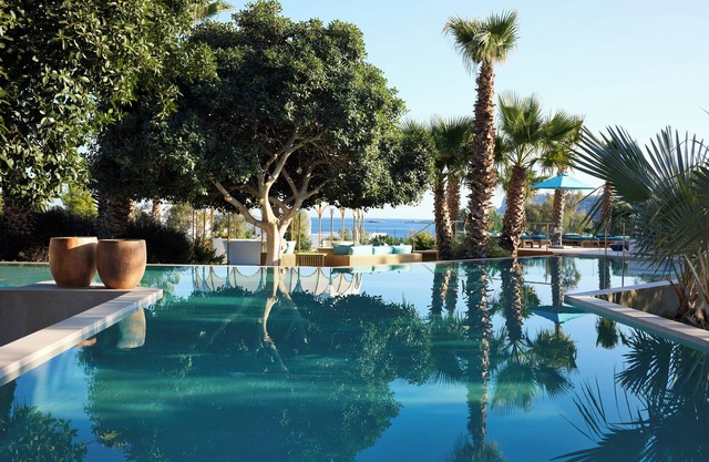 Aquagrand Artistic Luxury Beach Resort - Adults Only