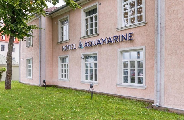 Aquamarine Hotel - Lauluväljak