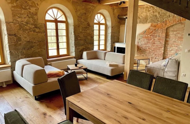 Architect's apartment: fireplace+whirlpool+sauna