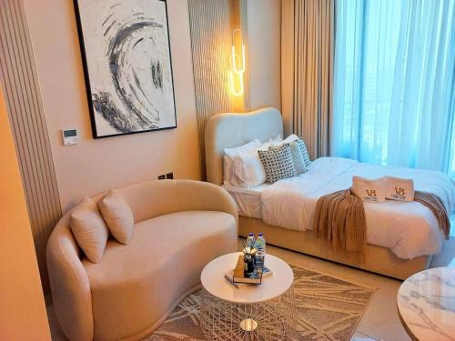 Arjan Bright Studio w Resort Amenities Samana PV by Vibel