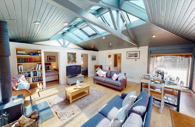 Arniss Lodge - Three Bedroom Apartment, Sleeps 6