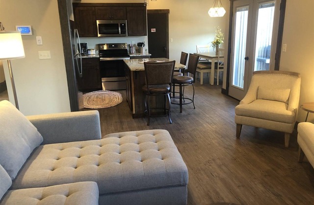 Arrowhead Lodge Unit 8