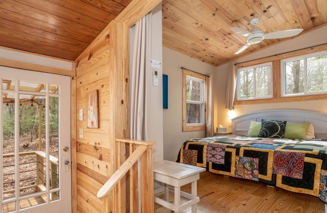 Art, Beauty, Nature: A Woodland Retreat