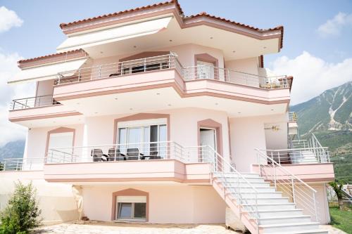 Artemis Villas