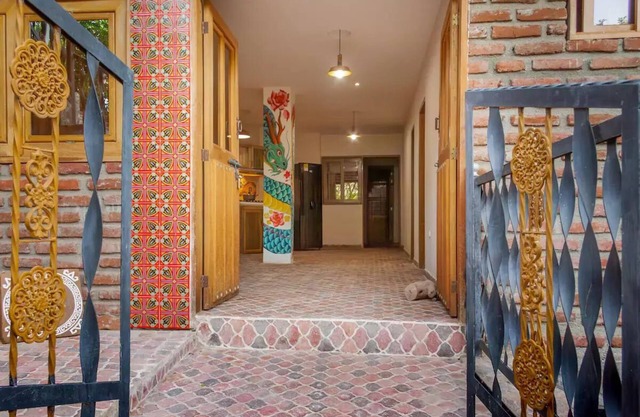 Artistic two bedroom apartment with rooftop Pool