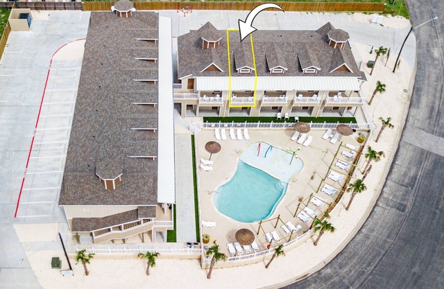 Aruba Bay 210 Resort, Sleeps 5, Pools/Water-Slides, Family-Fun, Walk to Beach