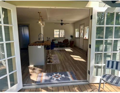 Ashland Bungalow downtown