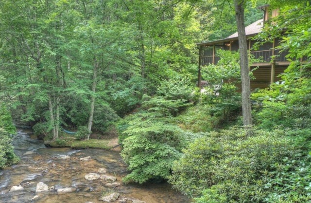 At Water's Edge | Hot Tub | Fish From Cabin | Secluded