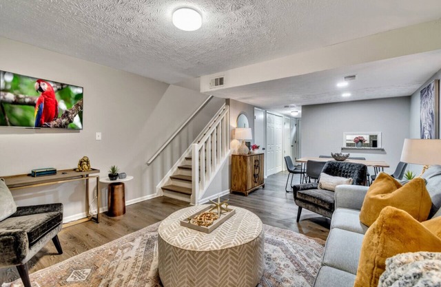 ATH - Smyrna - 2BR - Sleeps 6 - Pet Friendly (1695)