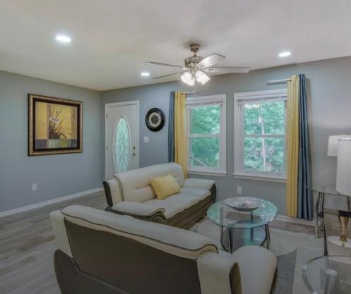 Athens home with Deck Near Sanford Stadium