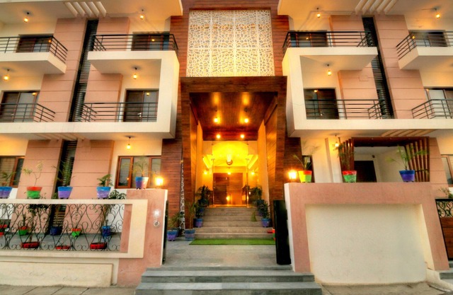 Atithi Suites - An AHG Hotel