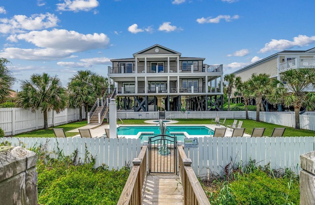 "Atlantis" Luxury Oceanfront w/Huge Pool & Hot Tub! by Luxury Beach Rentals