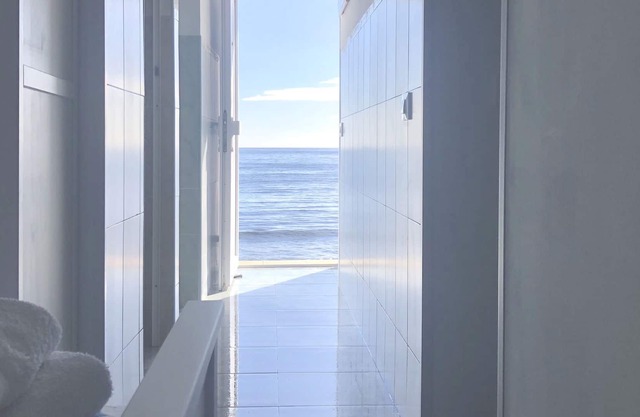 Atte's House, Pozo Izquierdo 1st Line Beach.