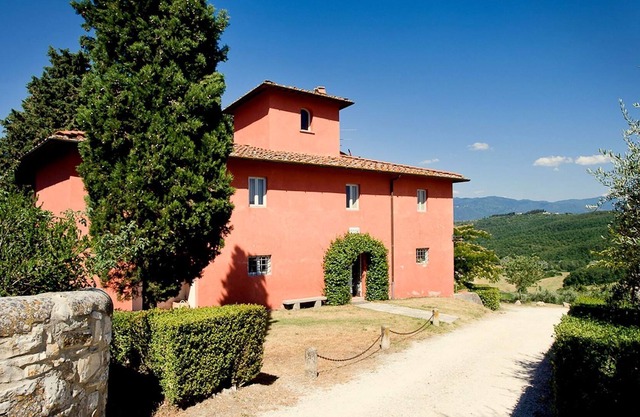 Attractive cottage in S. Donato in Collina with garden